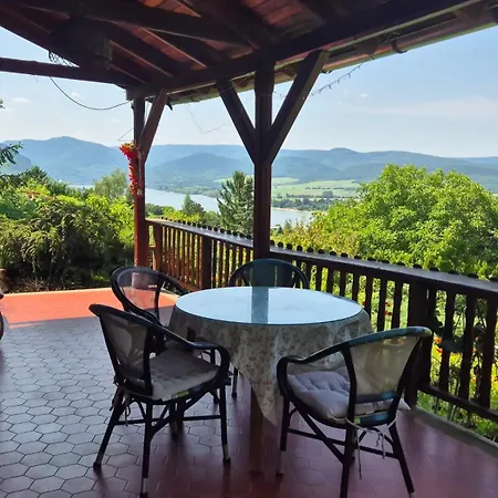 Elefantos Kis Mokus Haziko Holiday home *