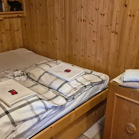 Elefantos Kis Mokus Haziko Holiday home *